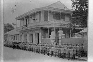 Escuela Paraguay durante el desfile del Día de las Madres en 1926