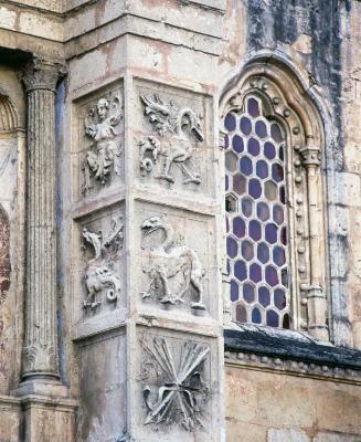Detalle de relieve en la Catedral Primada de América