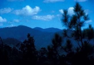 Montañas en azul, Pelona y Pico Duarte I