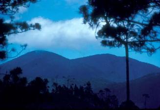 Montañas en azul, Pelona y Pico Duarte III