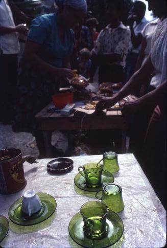 Puestos informales de comida en el Santo Cerro