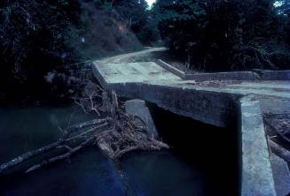 Puente deteriorado