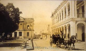 Vista de la Gobernación y el Palacio Consistorial desde la calle Del Sol. 1919-1922