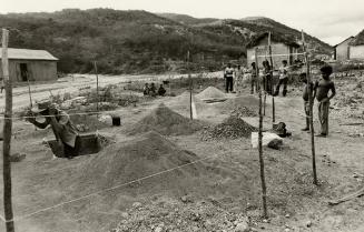 Trazado y excavaciones, Barrera Mordán, Azua