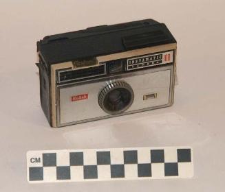 Cámara fotográfica Kodak Instamatic 100